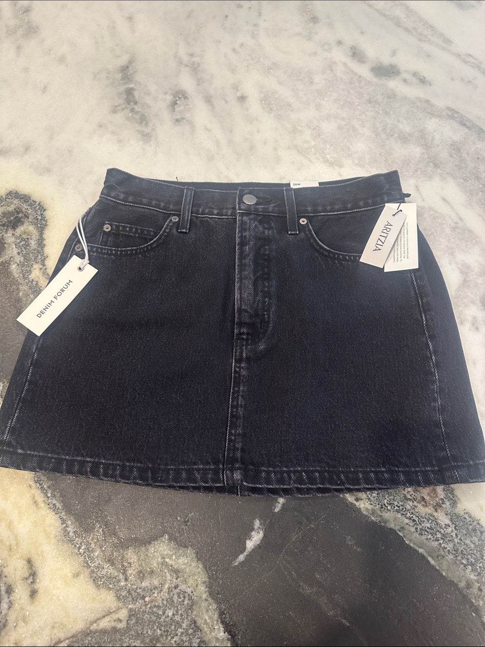Denim Forum Aritzia NWT Sz 25 Black Denim A-Line Mini Skirt